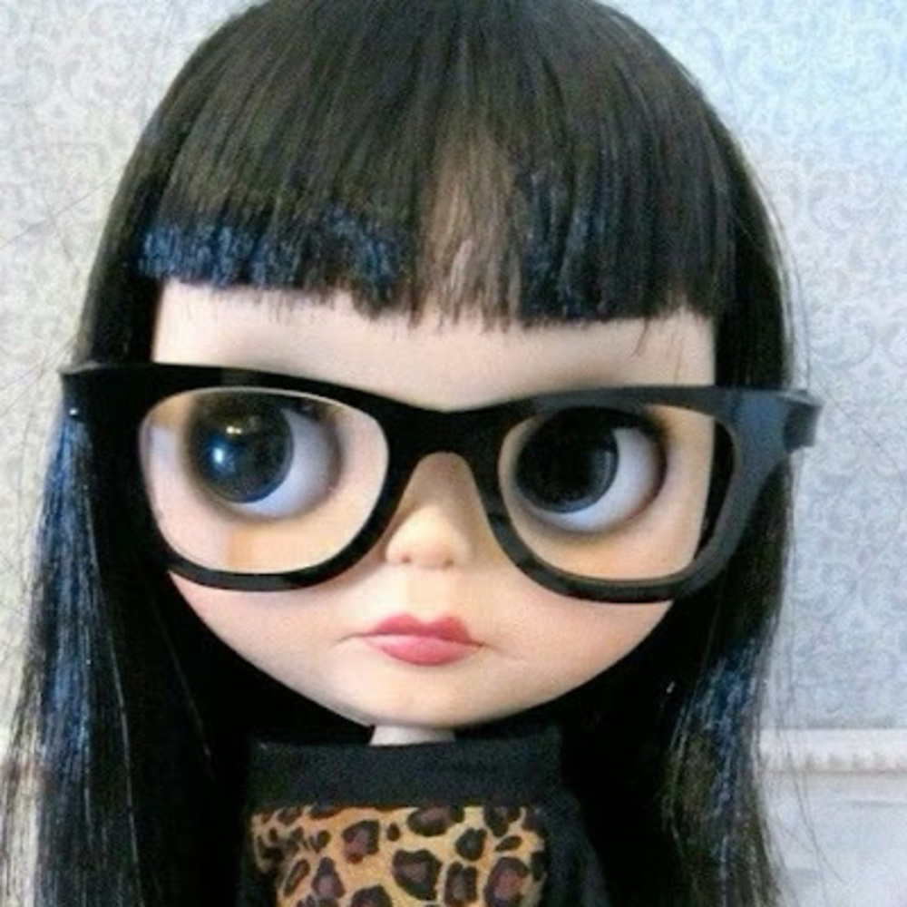 Meet your Posher, Erandi